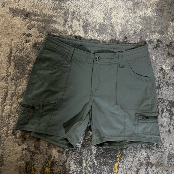 Kuhl Pants - Kuhl Horizon 5” Cargo Shorts in Fern Green